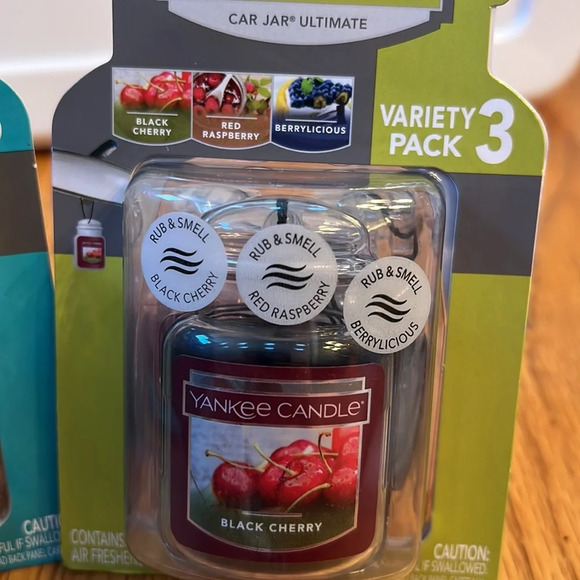 Yankee Candle Car Jar 2 Ultimate Hanging Air Freshener‎ 3-Packs - Picture 3 of 3